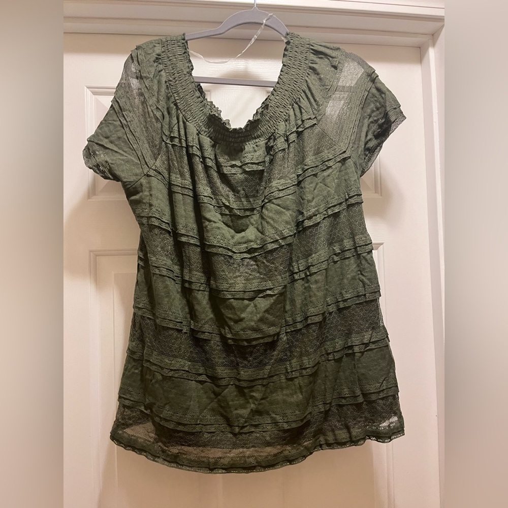 NWT! Time and tru green lace shirt size xxl